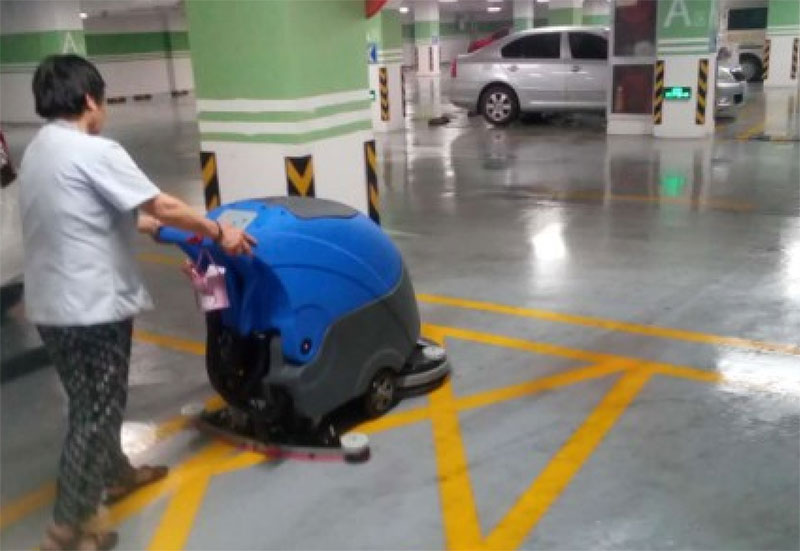 Common Problems and Solutions of Commercial Floor Washer